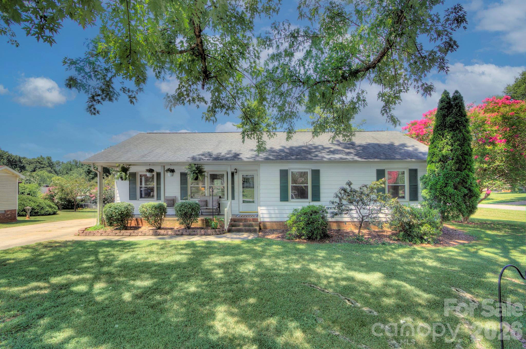 2603 Cherokee Ct, Gastonia, NC 28056