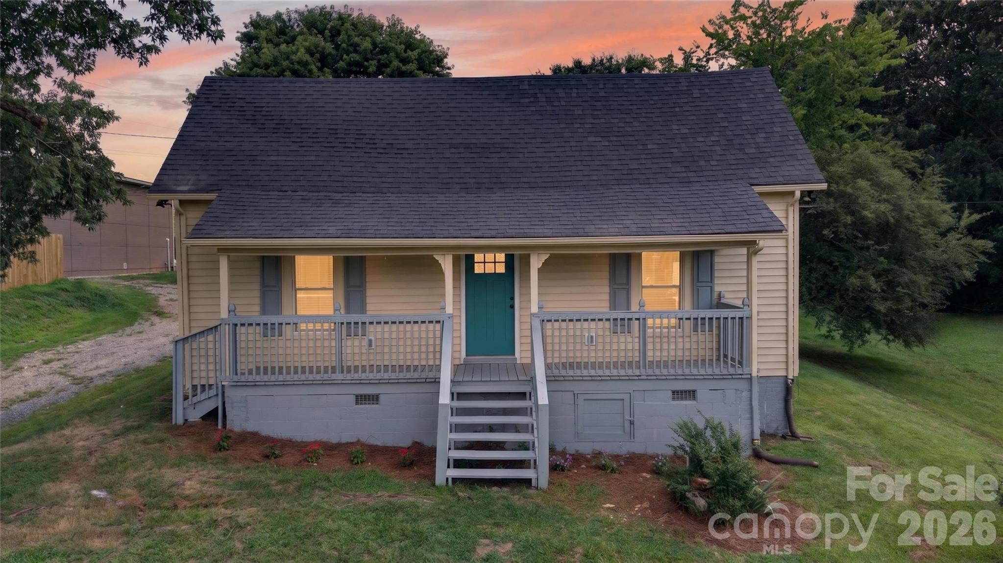 384 Grace Ave NW, Concord, NC 28027