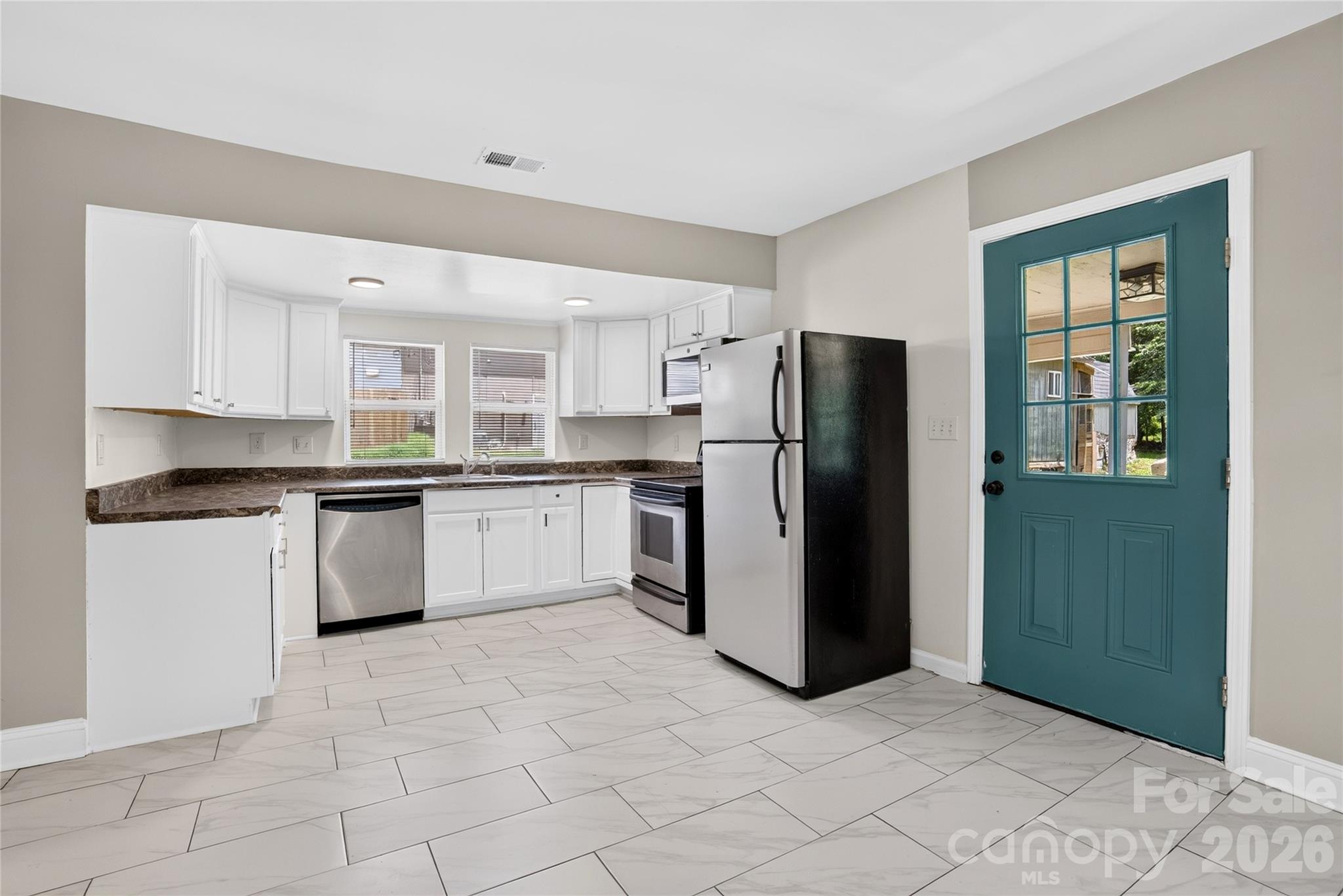 384 Grace Ave NW, Concord, NC 28027