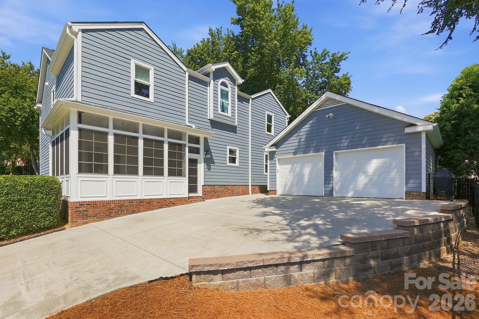 9200 Deer Spring Ln, Charlotte, NC 28210