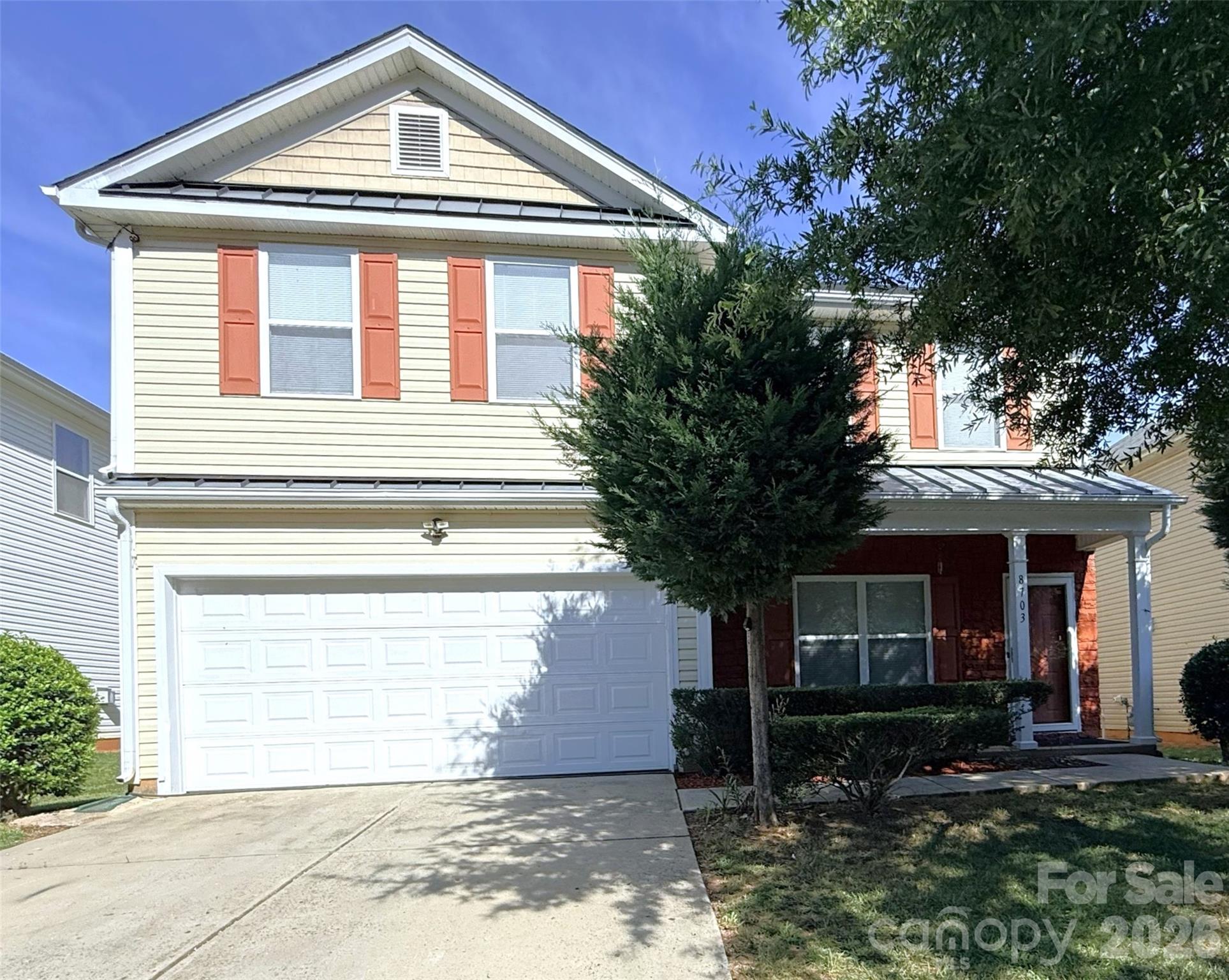 8703 Earthenware Dr, Charlotte, NC 28269