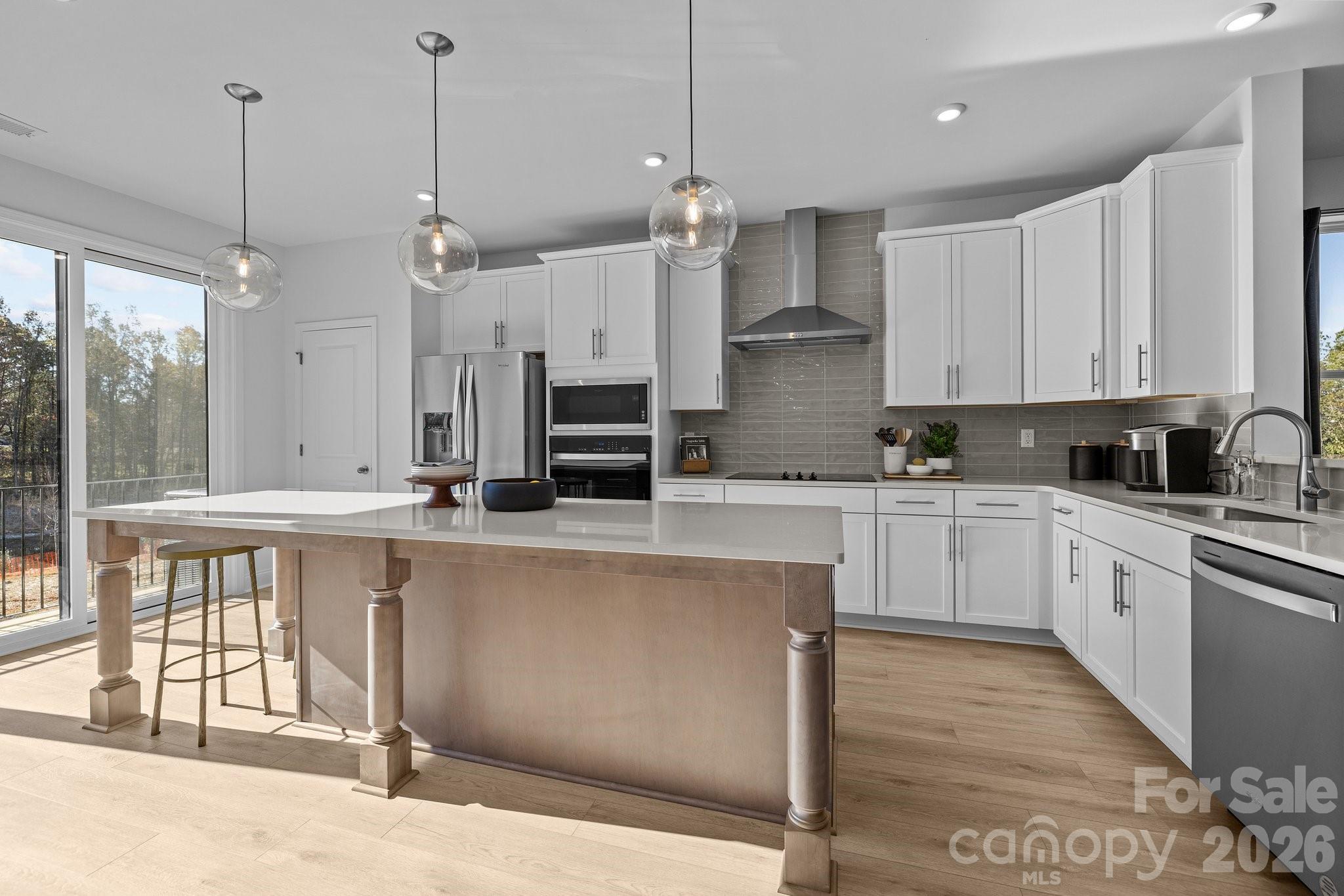 3011 Pointe Town Dr, Charlotte, NC 28208