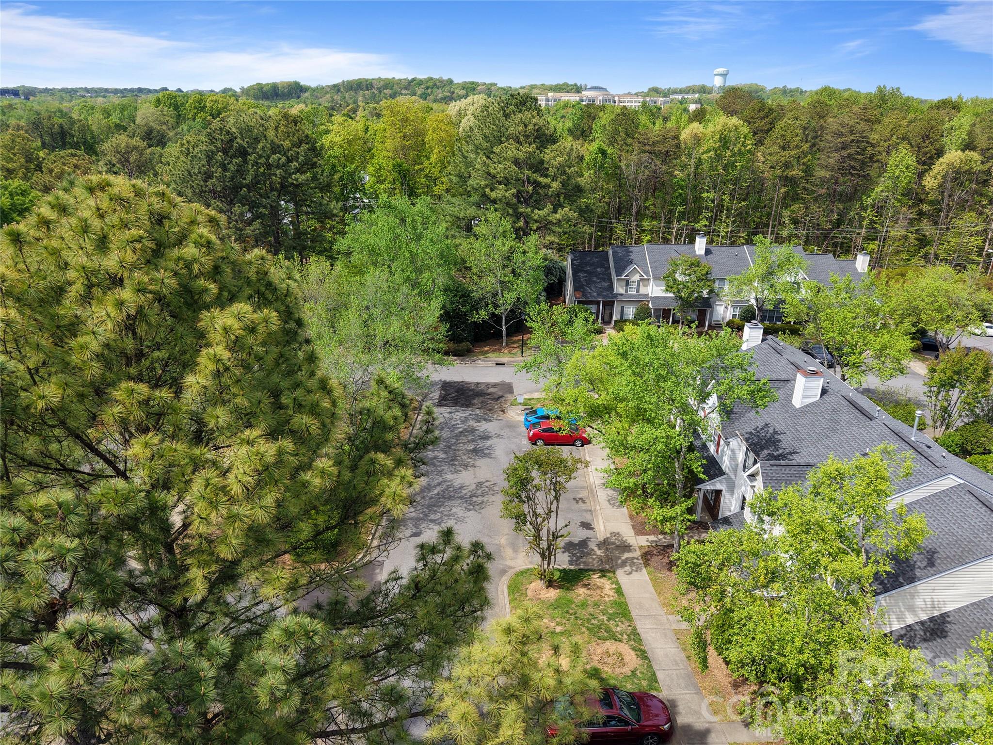 622 Emerald Cove Dr, Charlotte, NC 28262