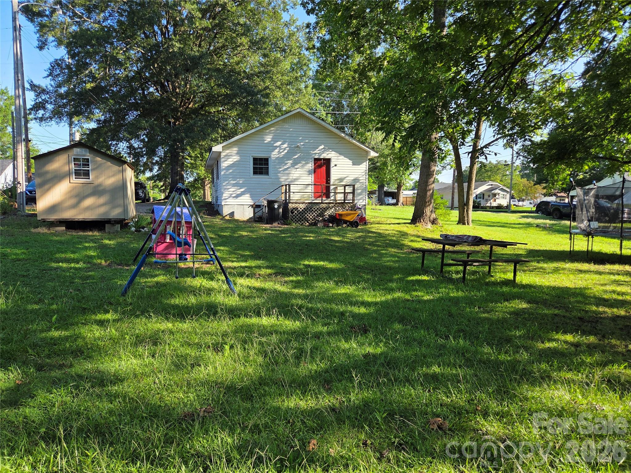 174 Cannon Ave NW, Concord, NC 28025