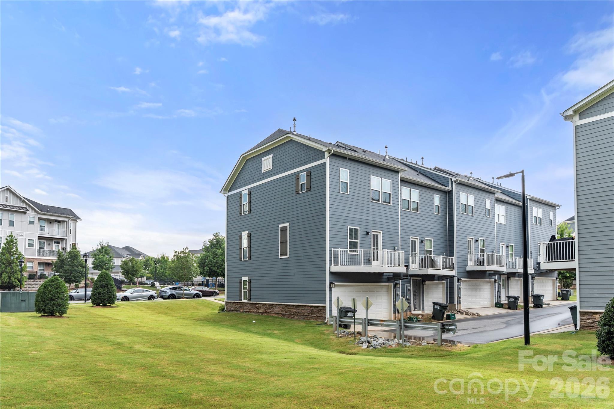 10620 Overlook Mountain Dr, Charlotte, NC 28216