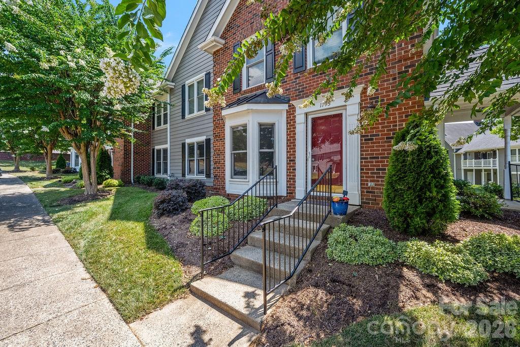 1793 Robinwood Rd, Gastonia, NC 28054