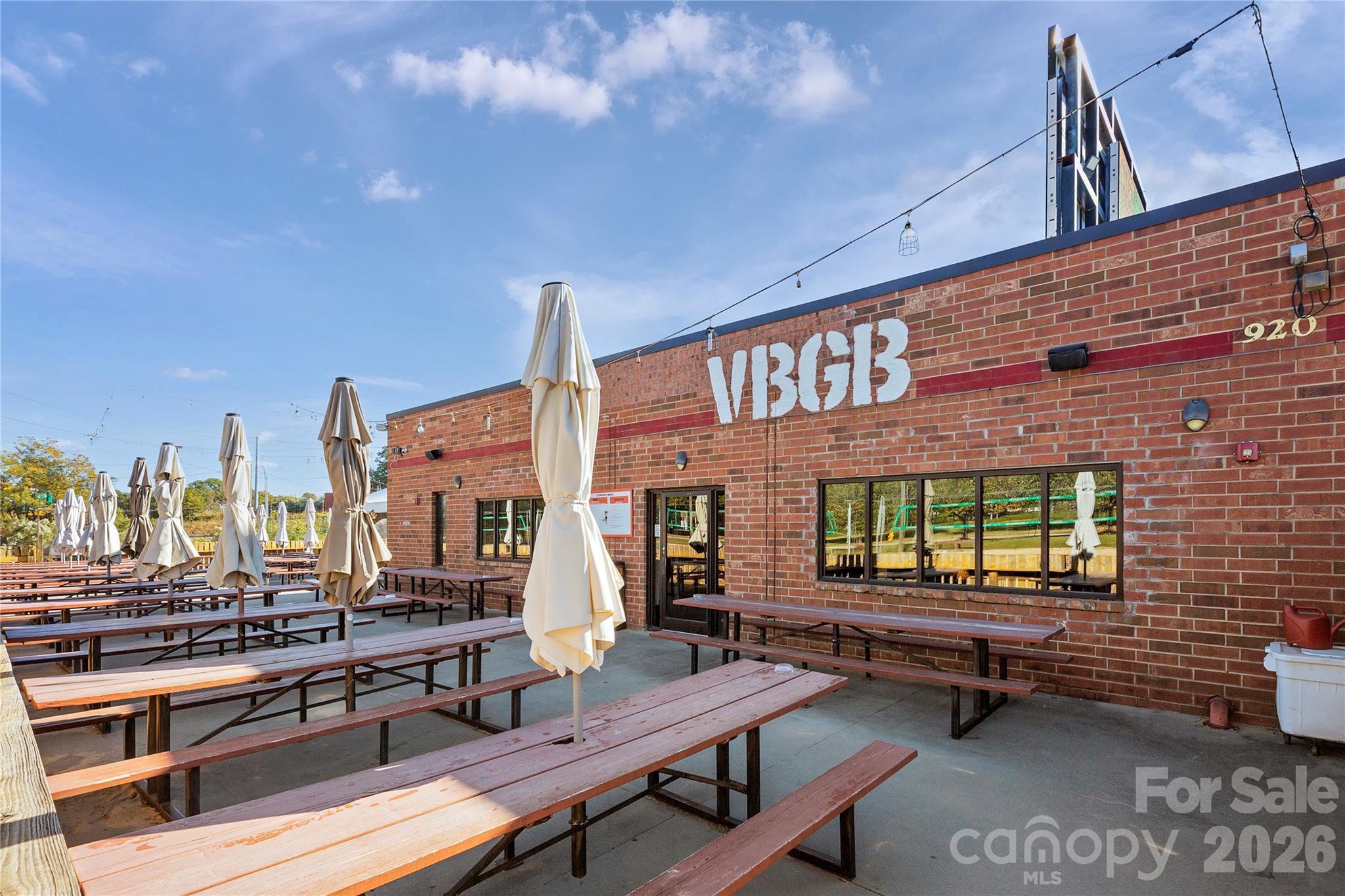 1139 Kokomo Ln, Charlotte, NC 28206