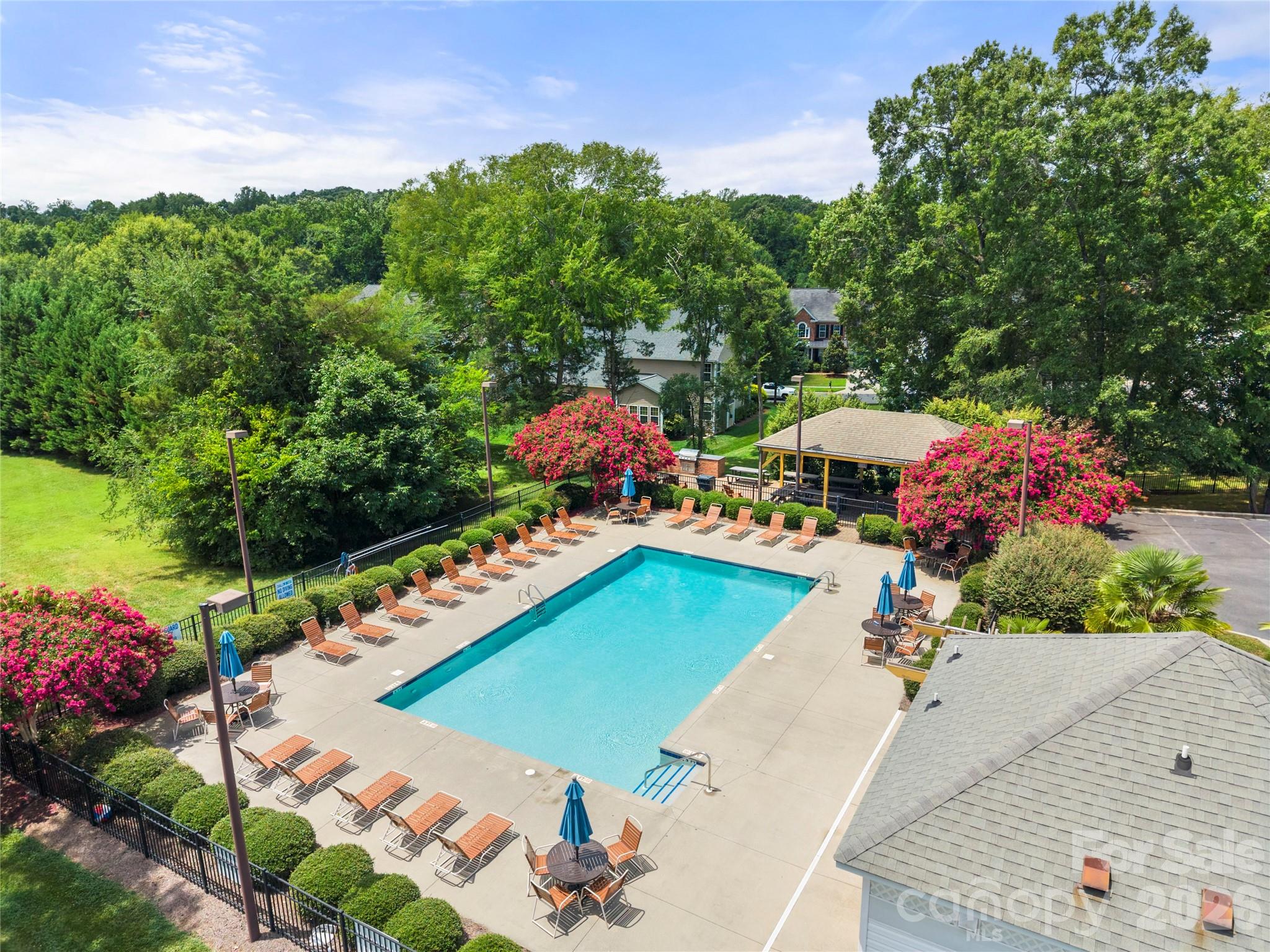 557 Fair Oaks Dr, Fort Mill, SC 29708