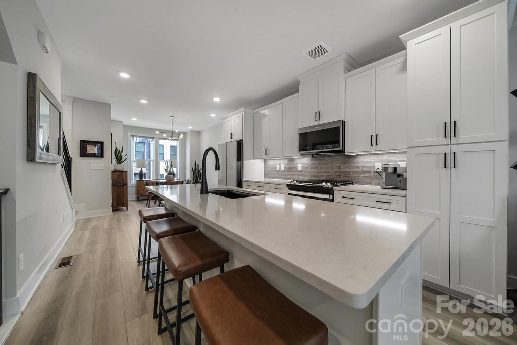 5007 Tiny Ln, Charlotte, NC 28203
