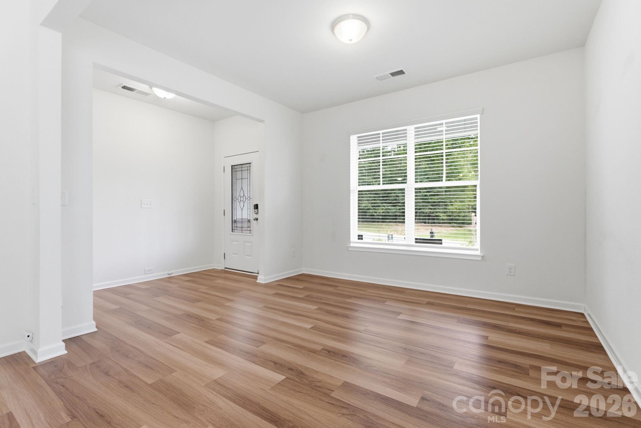4028 Brazos St, Charlotte, NC 28214