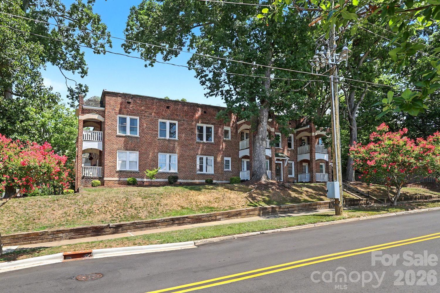 843 Ideal Way #11, Charlotte, NC 28203