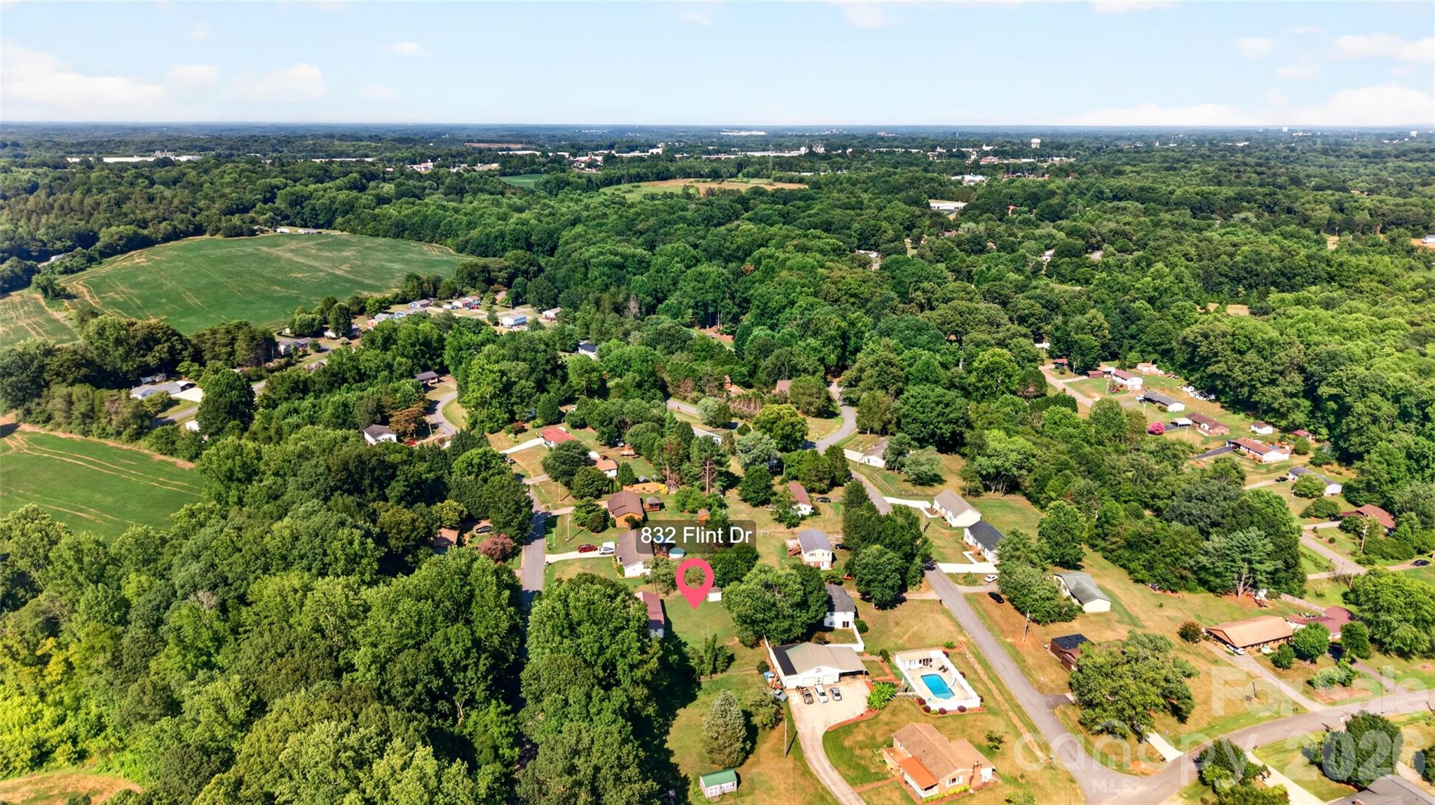 823 Flint Dr, Statesville, NC 28677