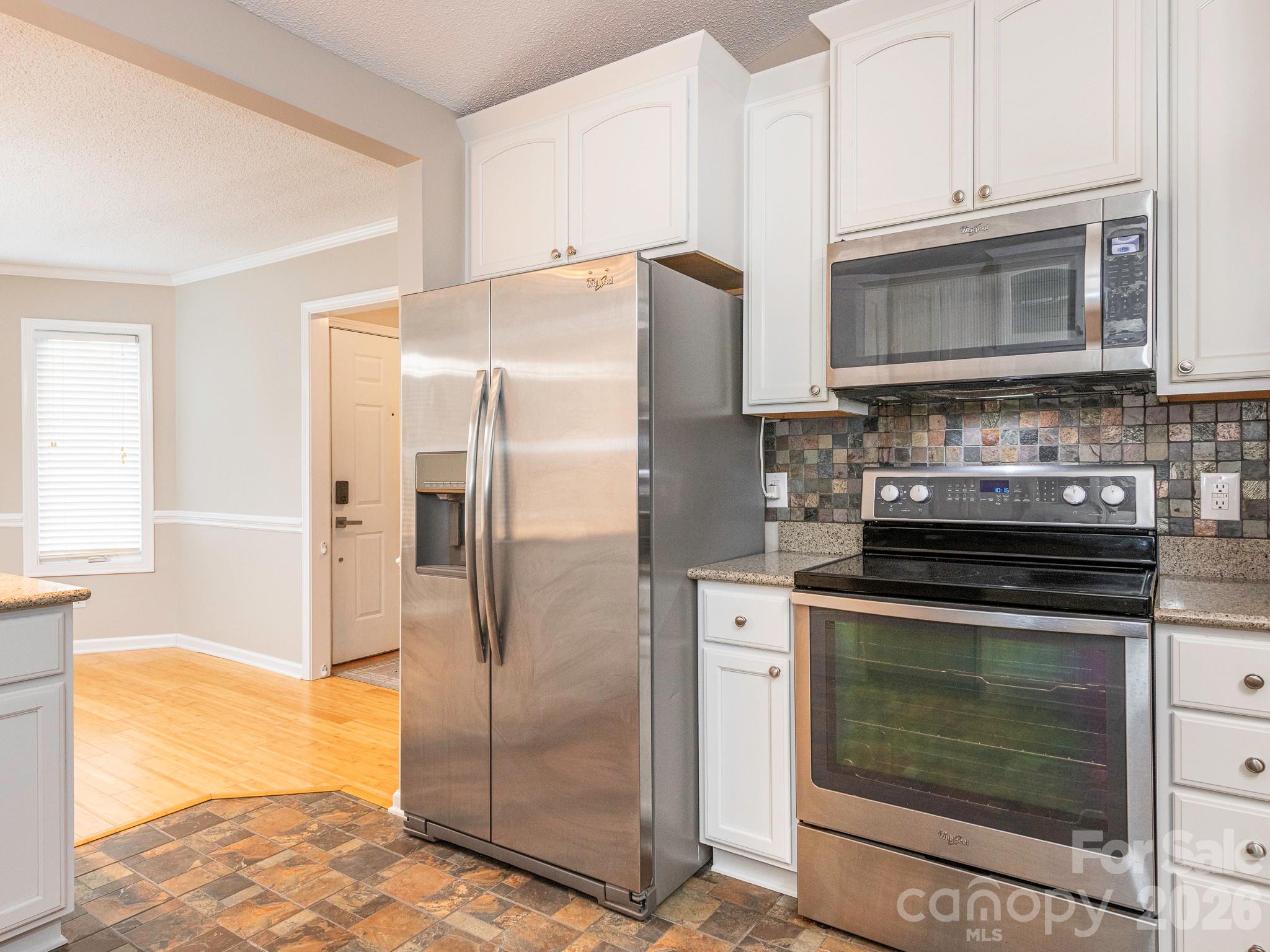 1005 Kenilworth Ct NW, Concord, NC 28027