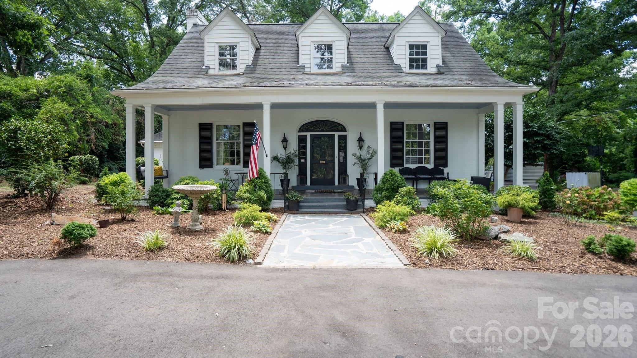 1208 E Franklin St, Monroe, NC 28112