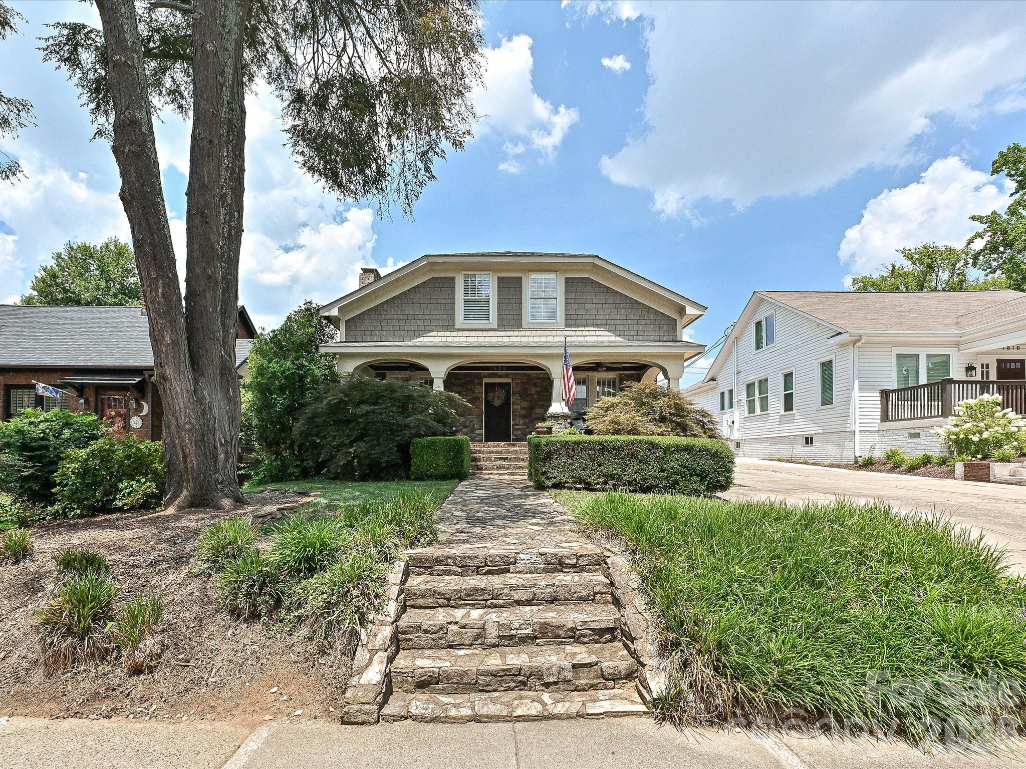 1822 Lombardy Cir, Charlotte, NC 28203