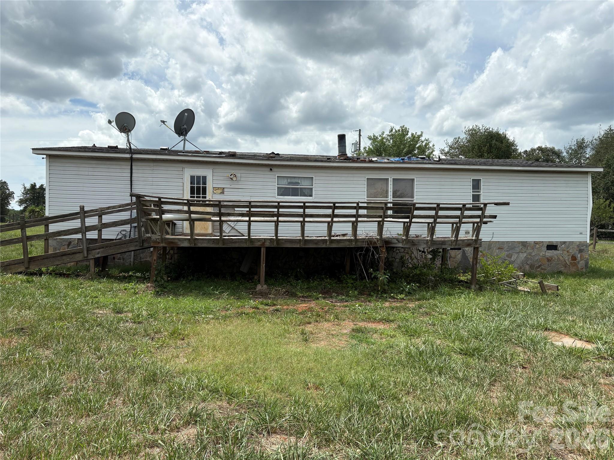5954 Charlie Little Rd, Claremont, NC 28610
