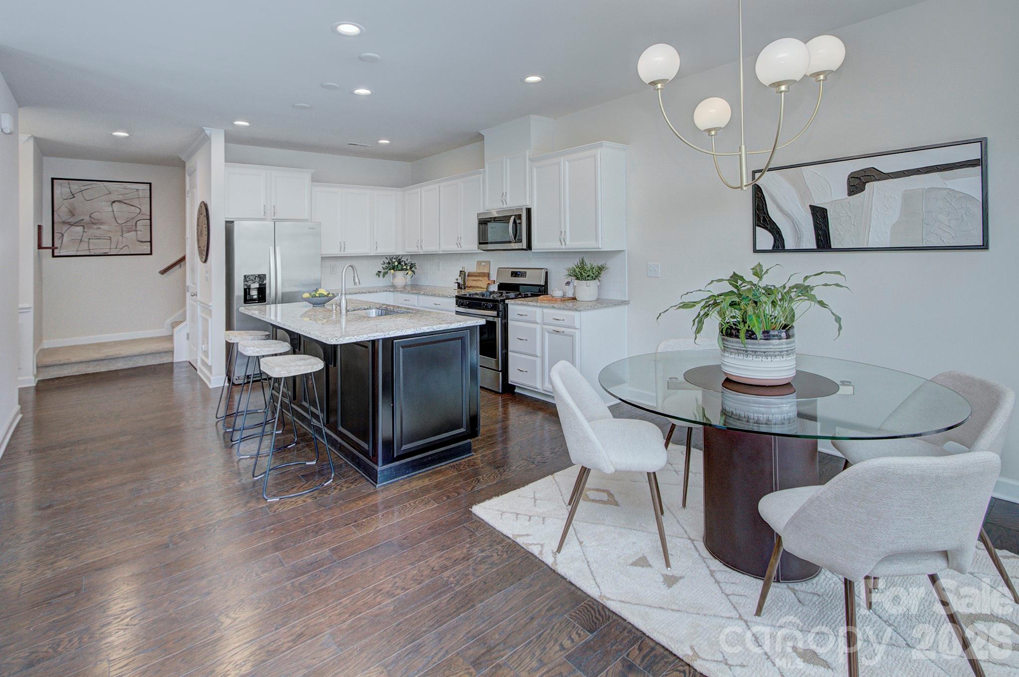 9257 Glenburn Ln, Charlotte, NC 28278