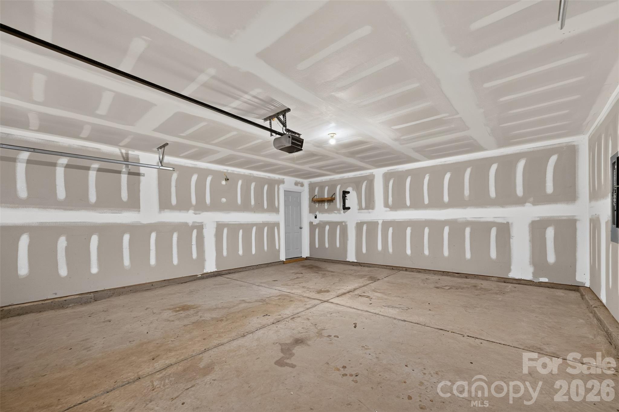 1475 Cannan Mountain Dr, Newton, NC 28658