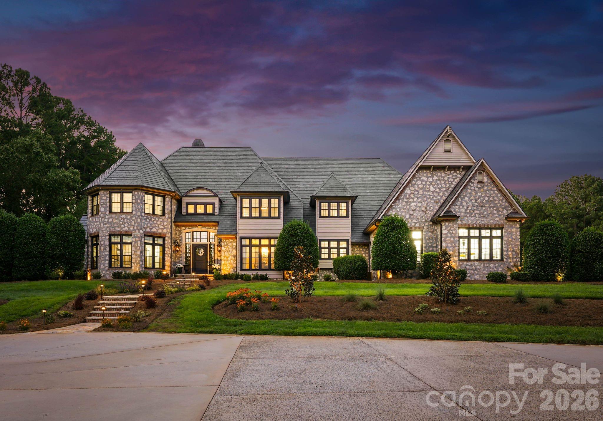 525 Lake Lynn Rd, Concord, NC 28025