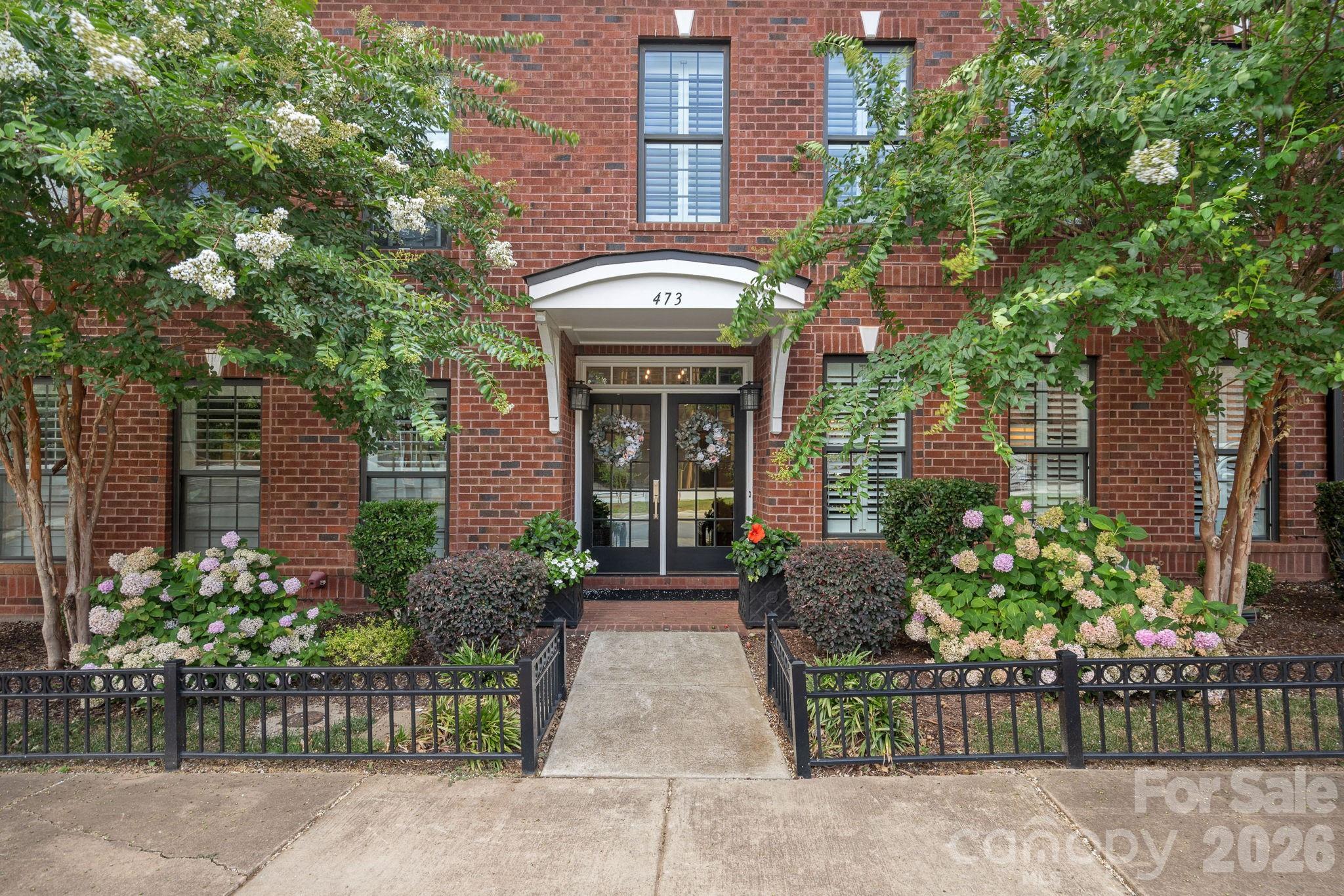 473 S Main St, Davidson, NC 28036
