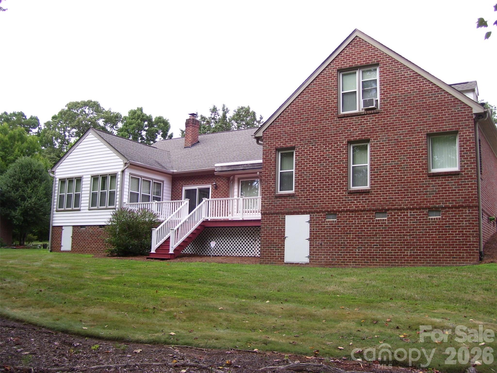1859 Wetherburn Dr, Kannapolis, NC 28081