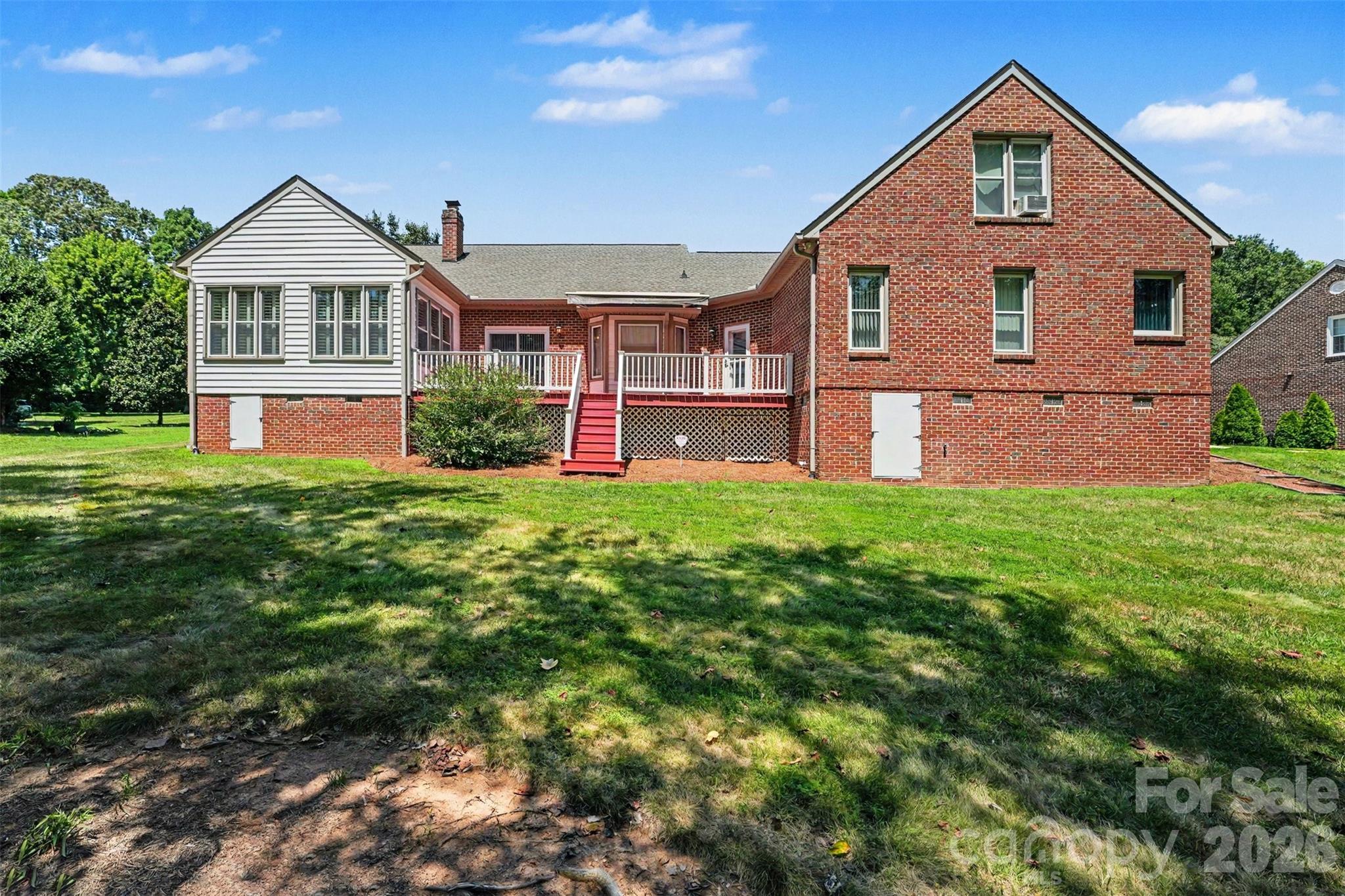 1859 Wetherburn Dr, Kannapolis, NC 28081