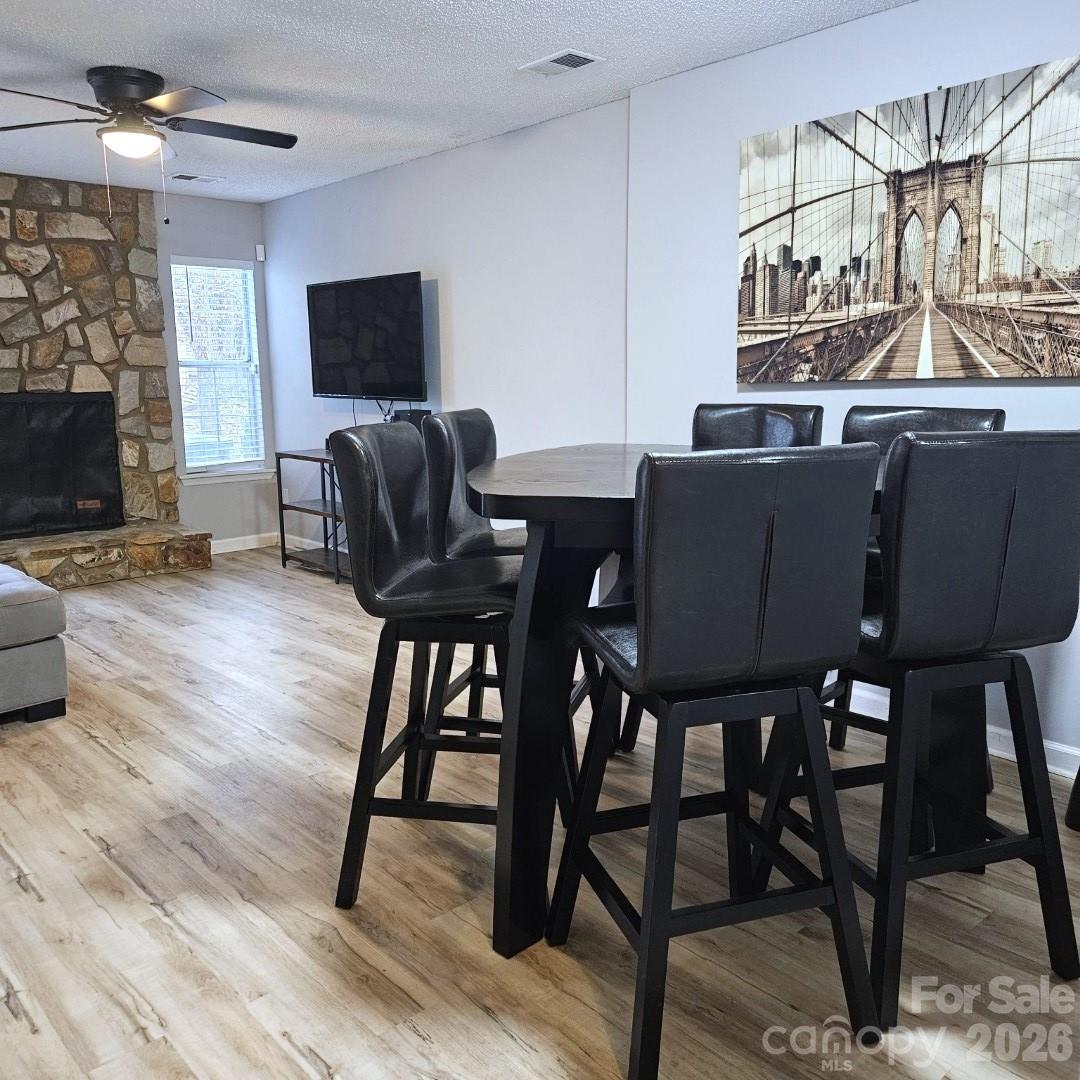 8291 Golf Ridge Dr, Charlotte, NC 28277