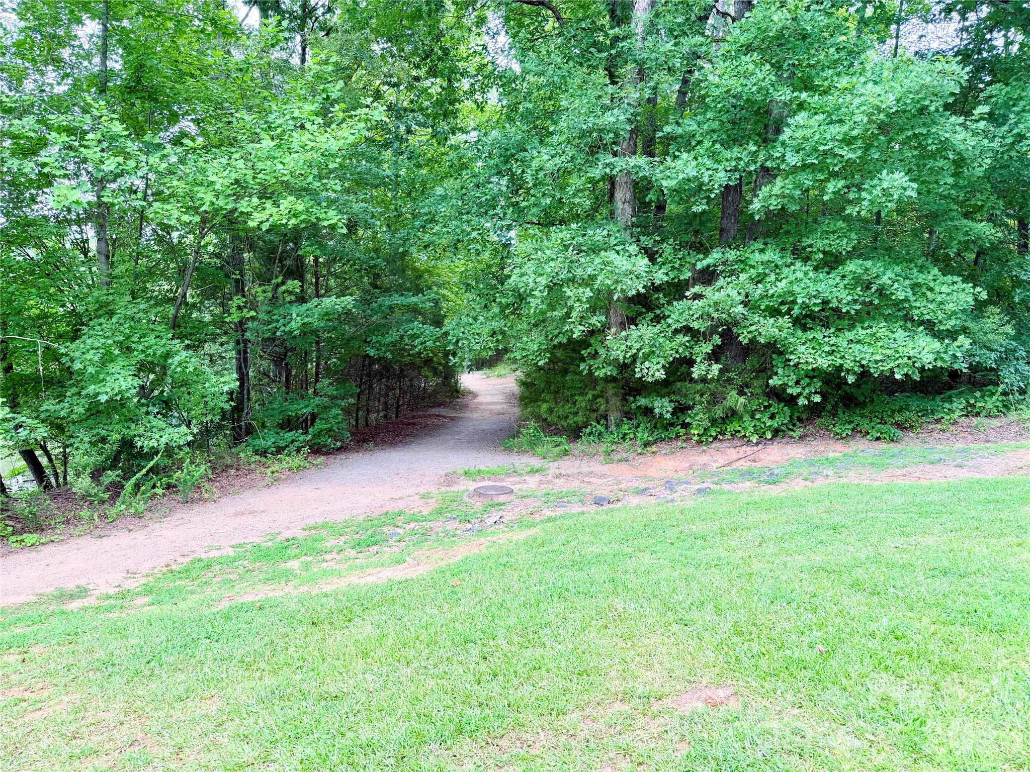 4415 Parkgate Dr, Matthews, NC 28105