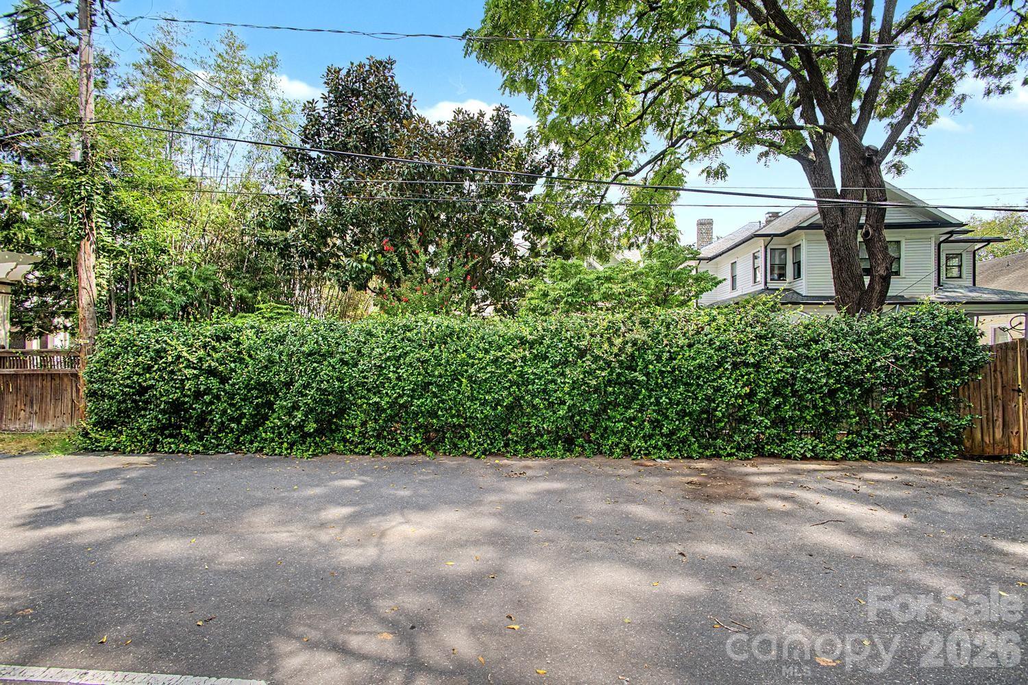 314 E Kingston Ave E, Charlotte, NC 28203