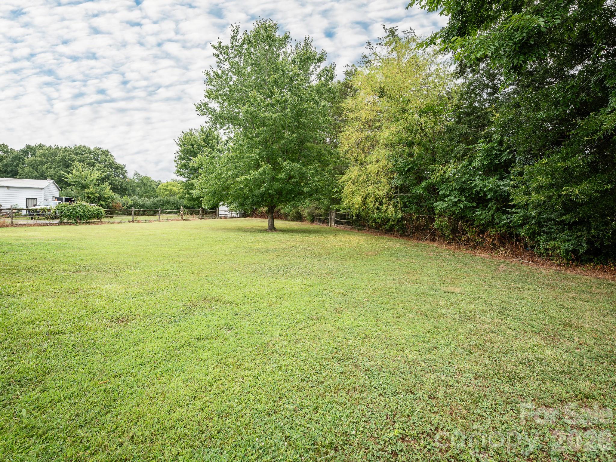 1037 Ridgefield Cir, Indian Trail, NC 28079