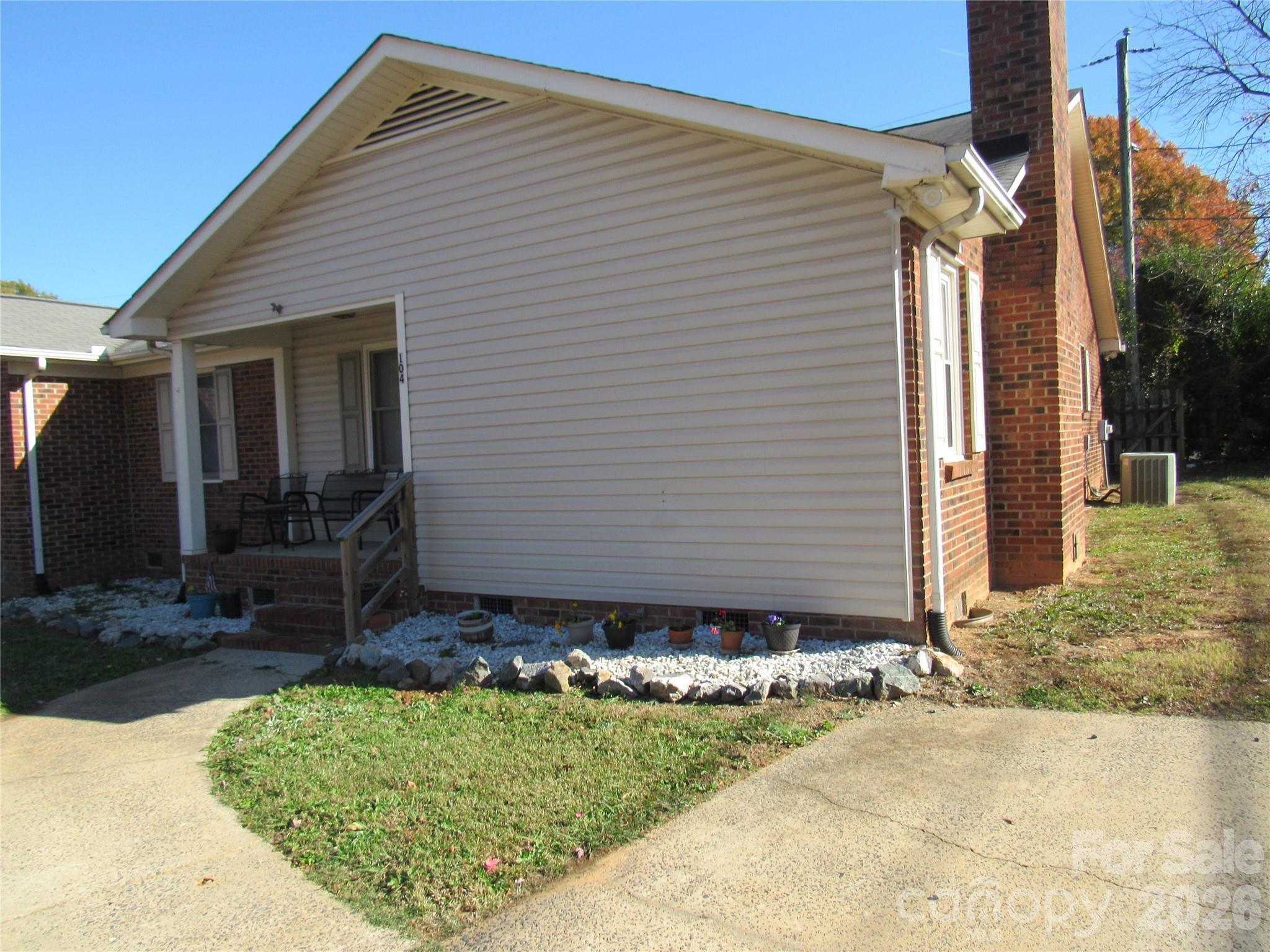 104 Neely Ct, Rock Hill, SC 29732