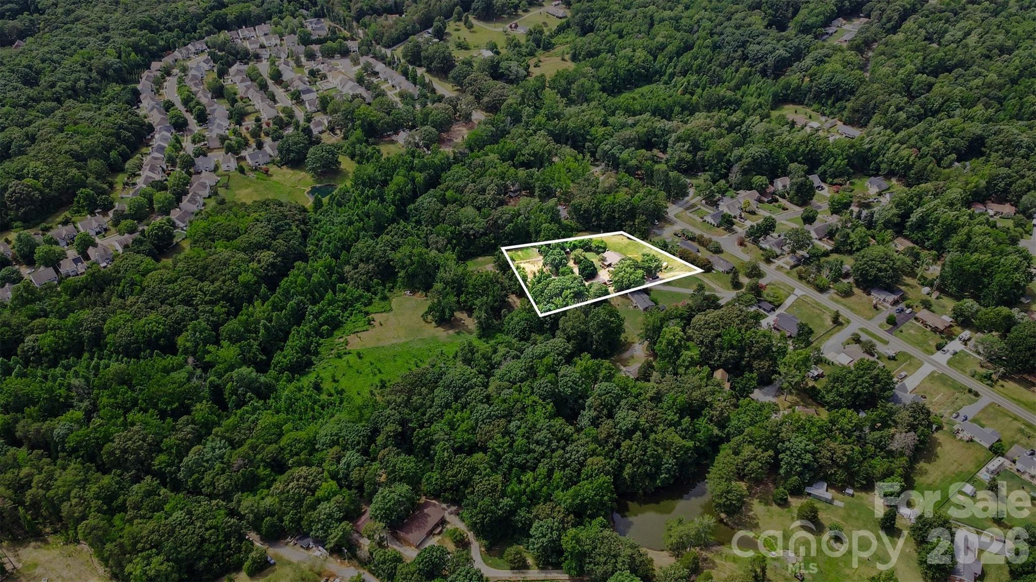 3999 Fincher Rd, Matthews, NC 28104