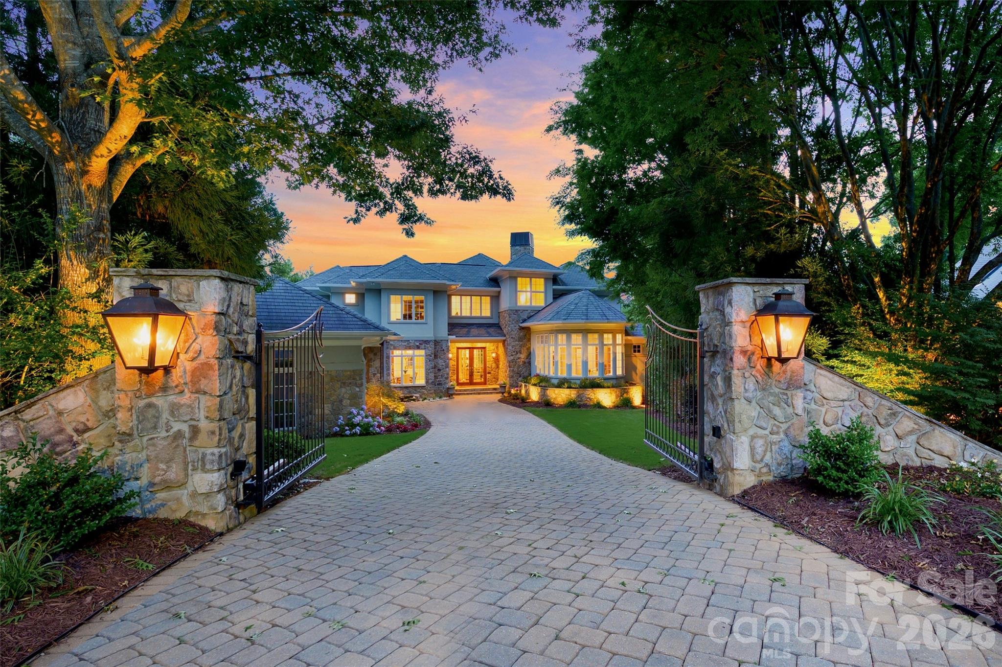 11717 Smart Ln, Charlotte, NC 28277
