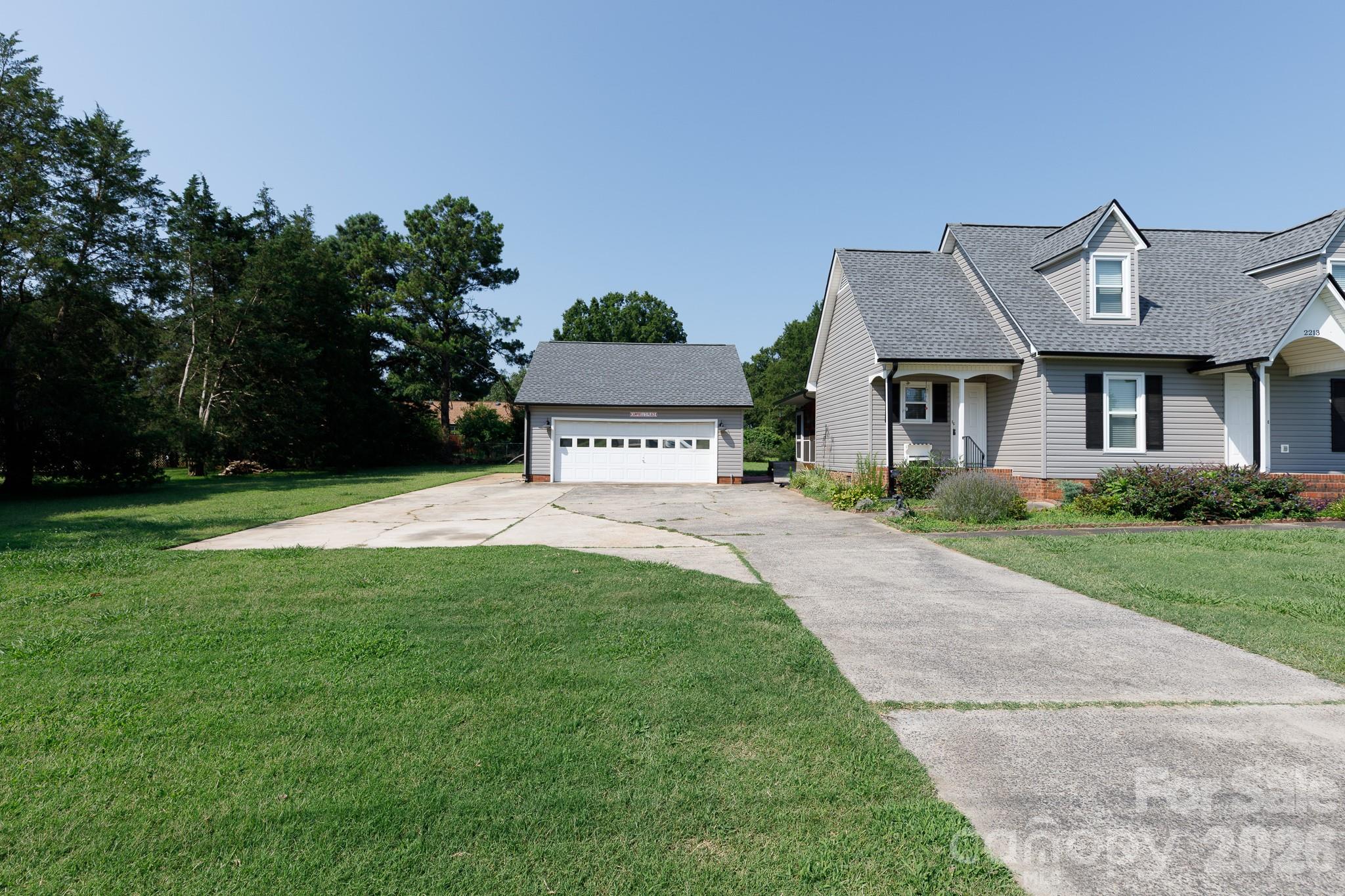2213 Eastview Rd, Rock Hill, SC 29732