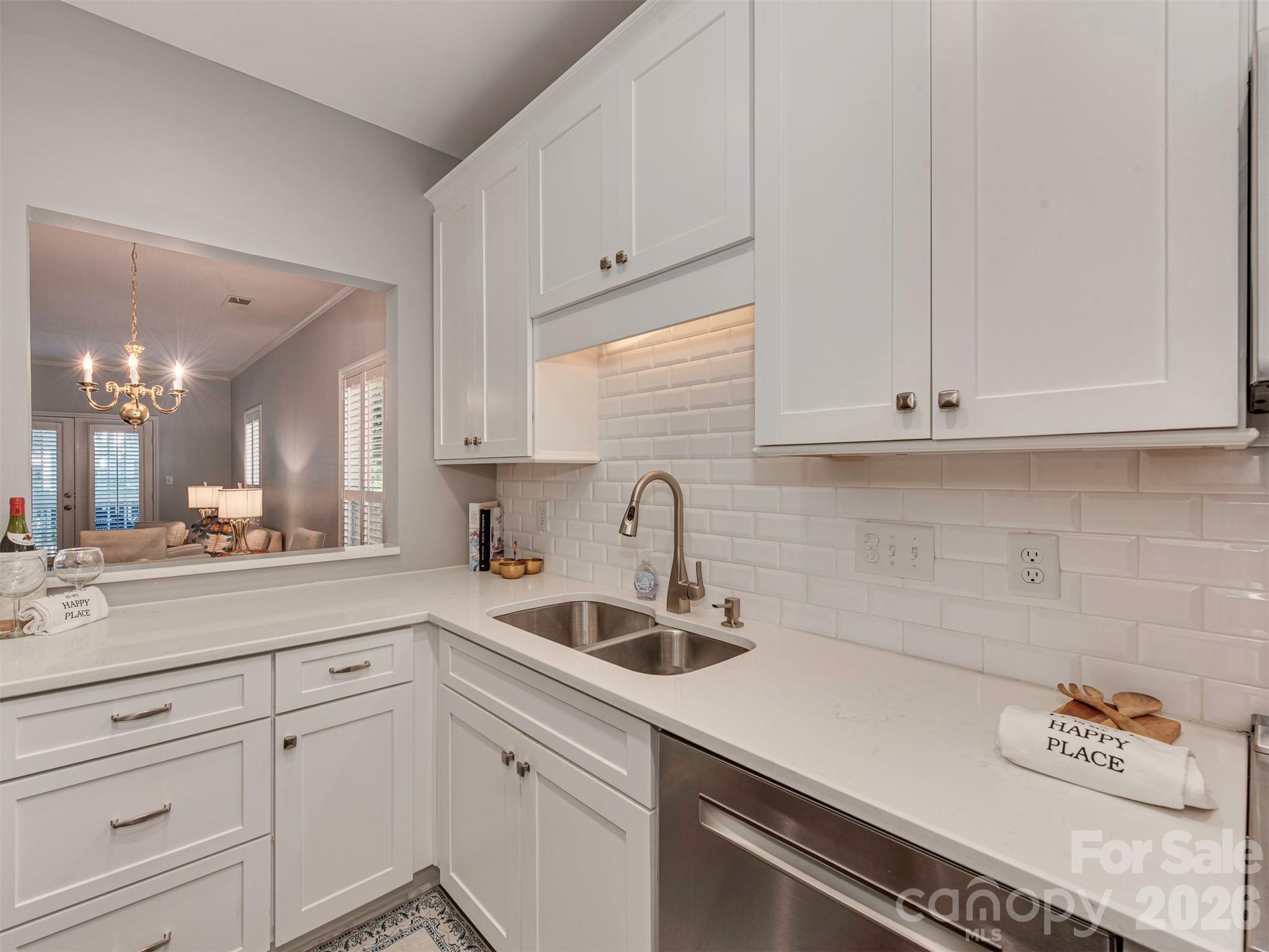 301 Queens Rd #105, Charlotte, NC 28204