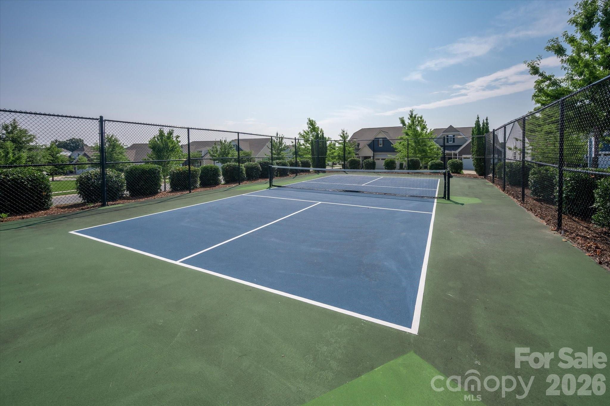 14016 Southbridge Forest Dr, Charlotte, NC 28273