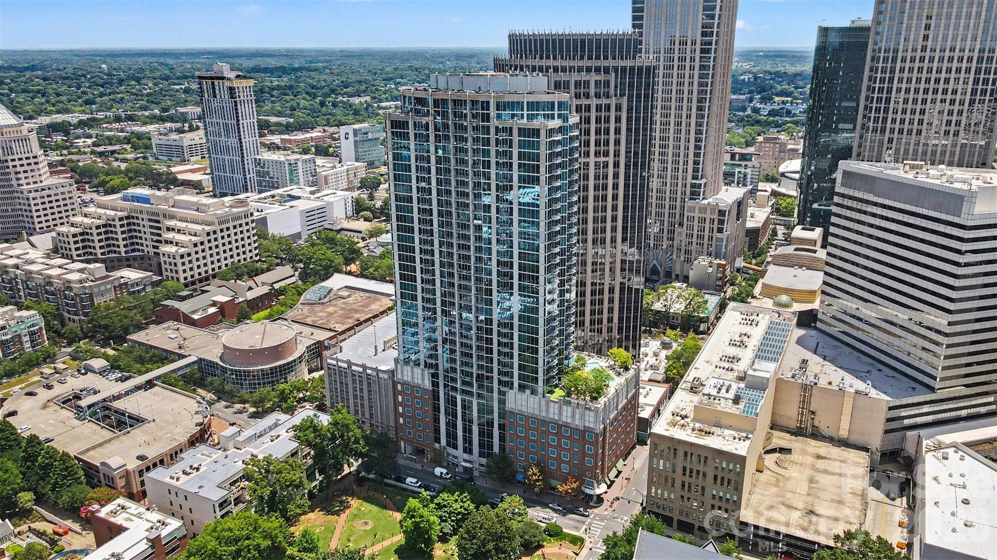 210 N Church St #2204, Charlotte, NC 28202