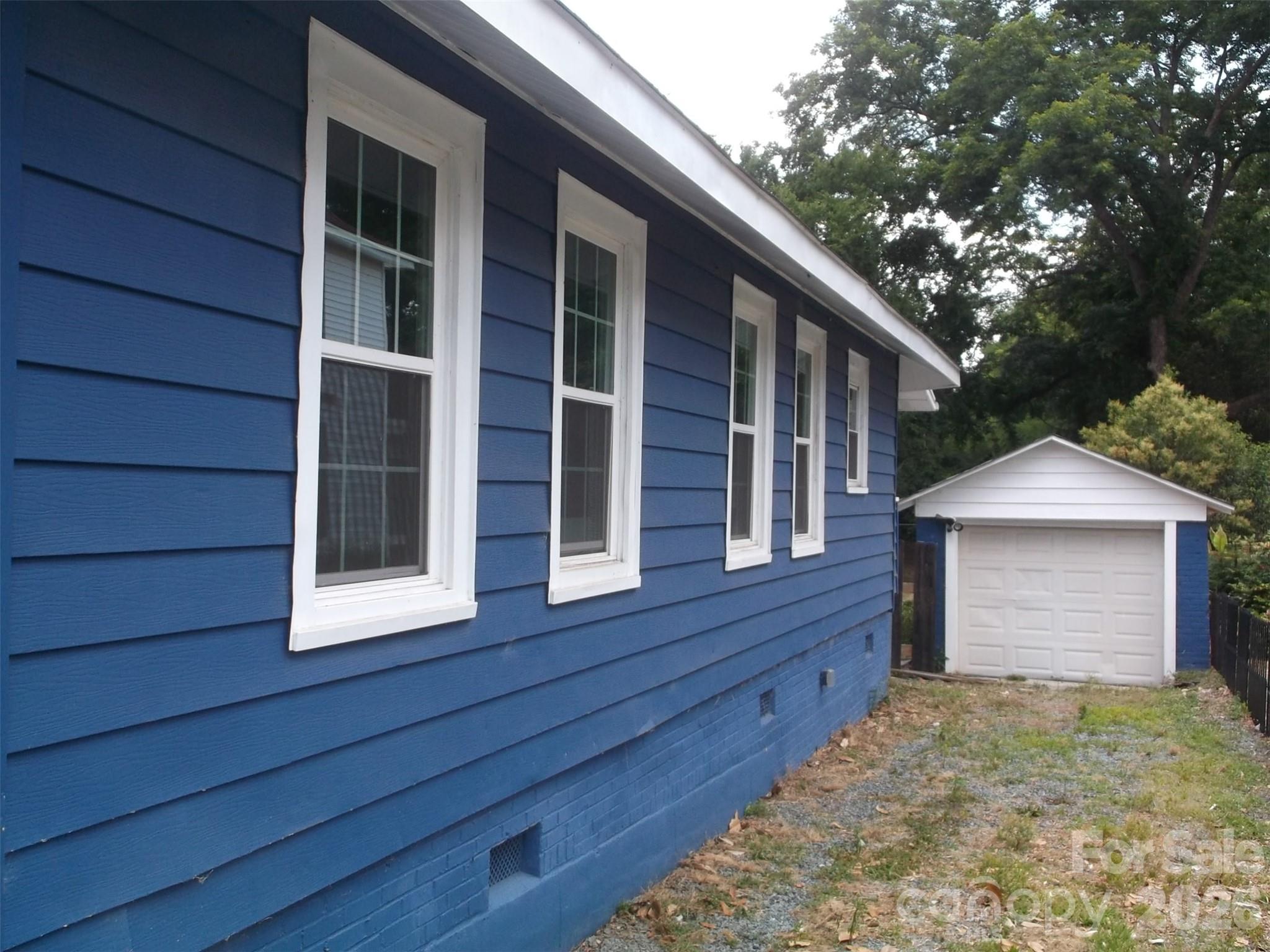 315 N Elm St, Marshville, NC 28103
