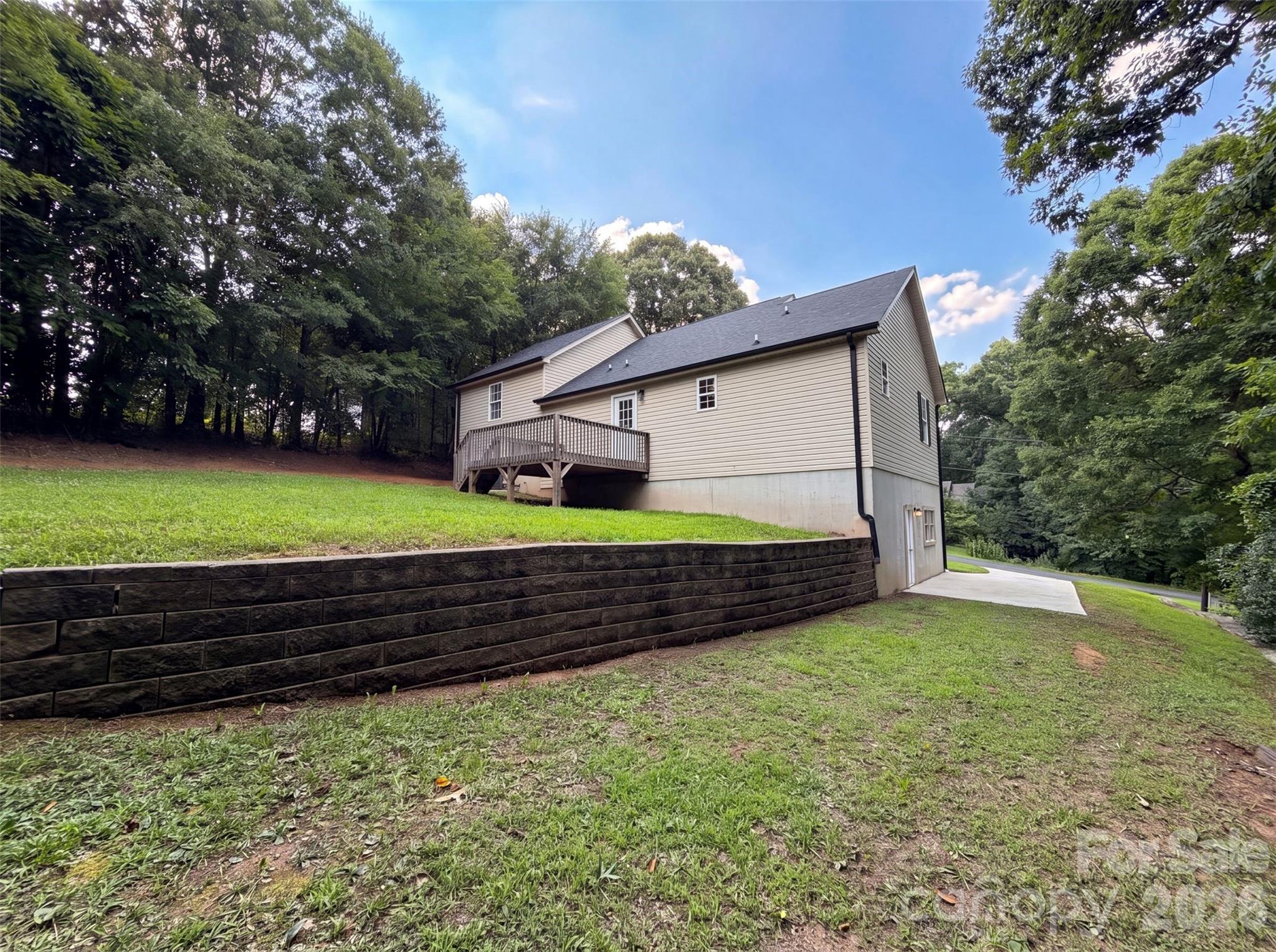 930 Marshall Dr, Concord, NC 28027