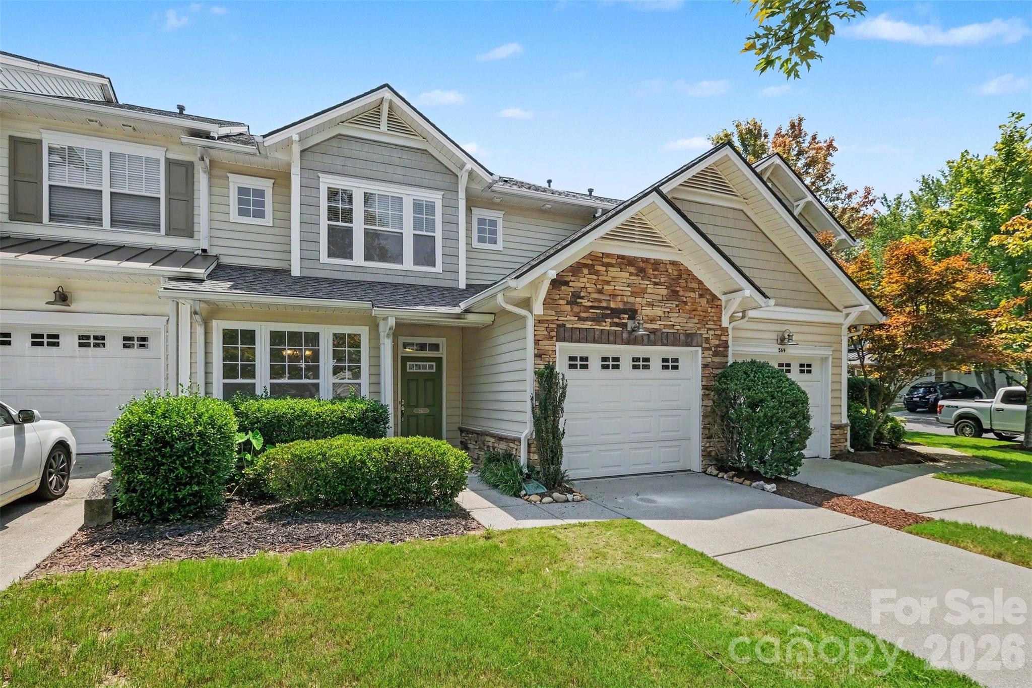 567 Pine Links Dr, Tega Cay, SC 29708