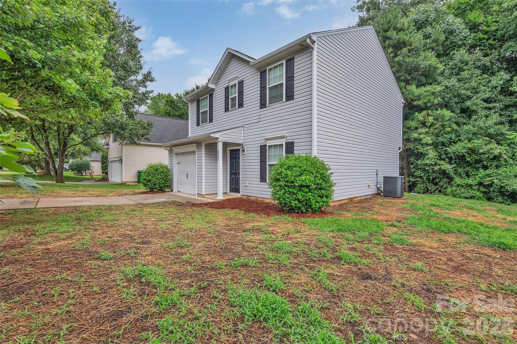 8500 Four Sisters Ln, Charlotte, NC 28215
