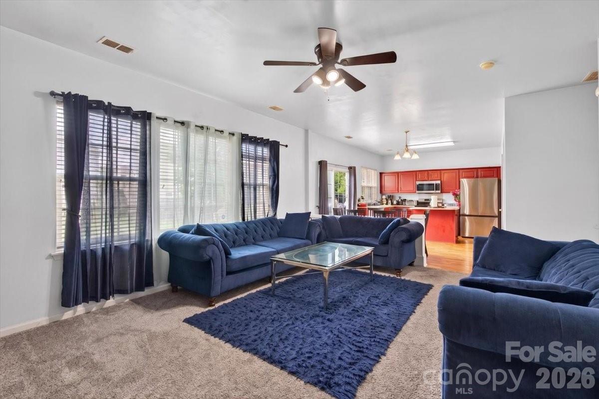 11251 Cypress View Dr, Charlotte, NC 28262