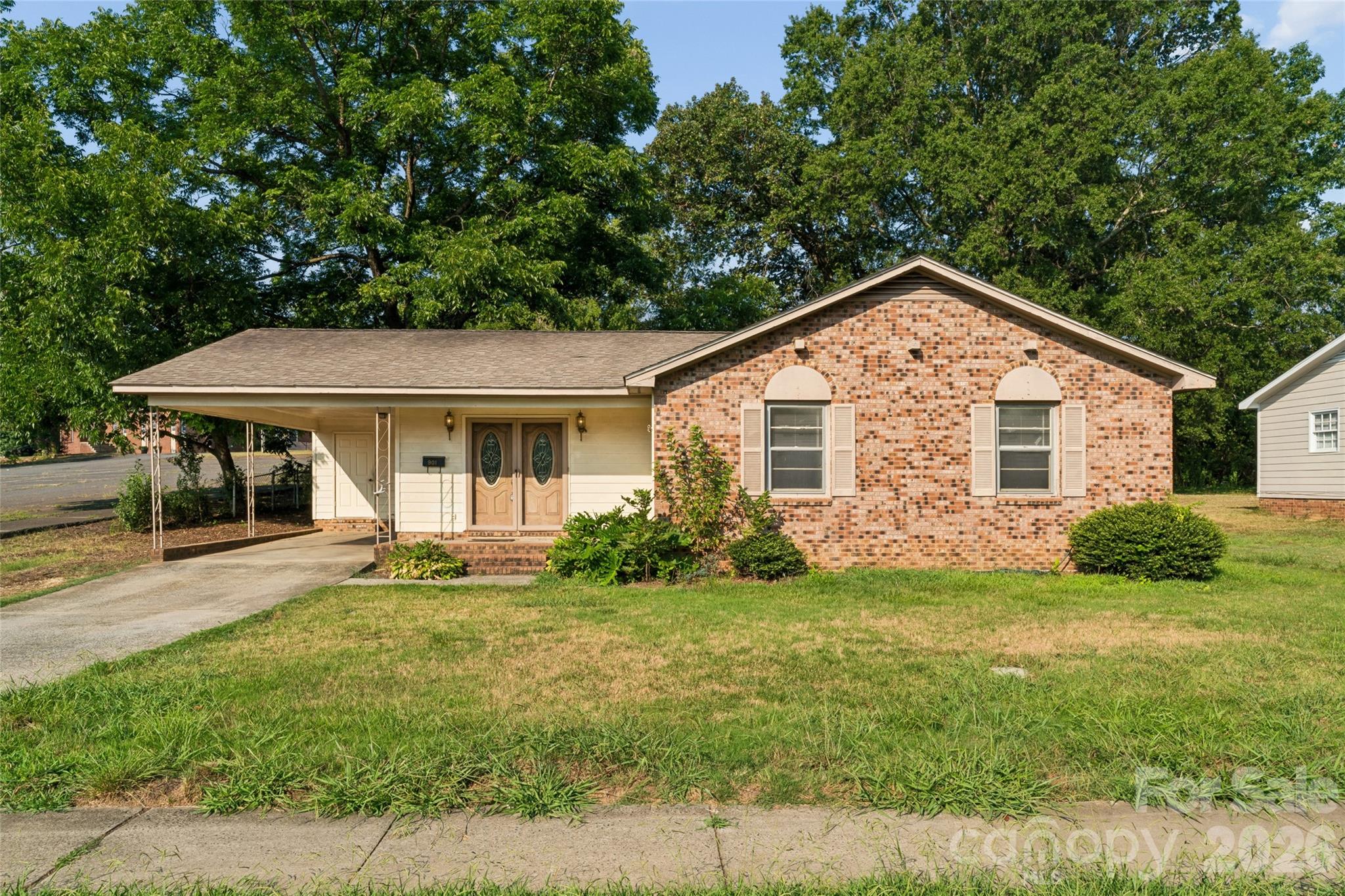 901 Kennedy St, Monroe, NC 28110
