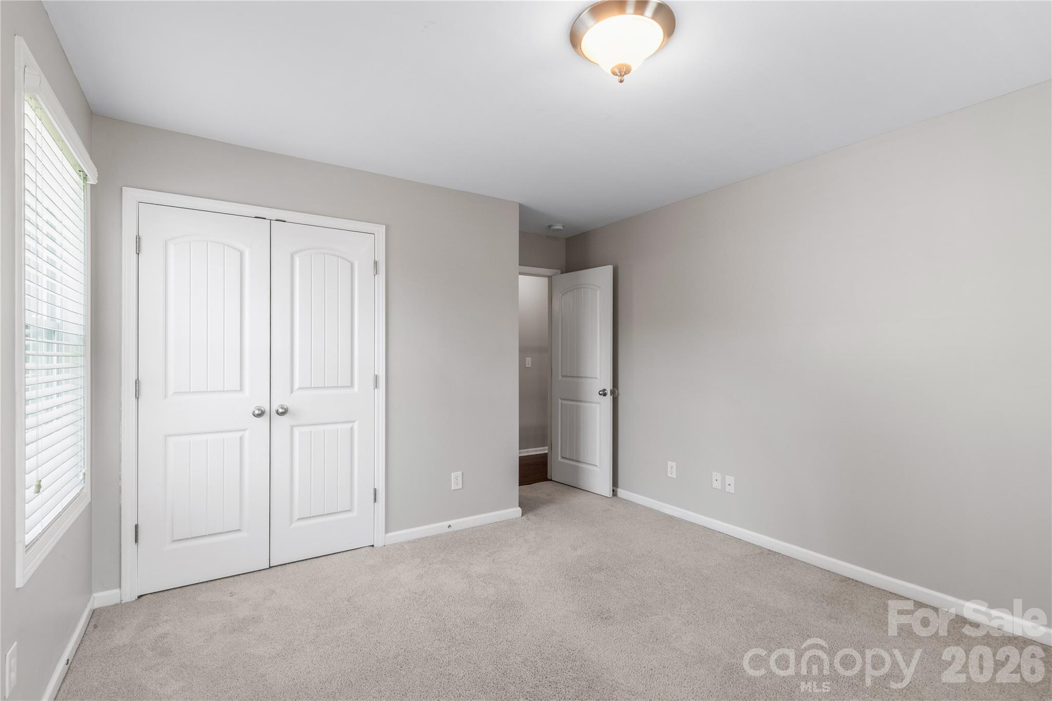 924 Autumn Glen Ct, Clover, SC 29710