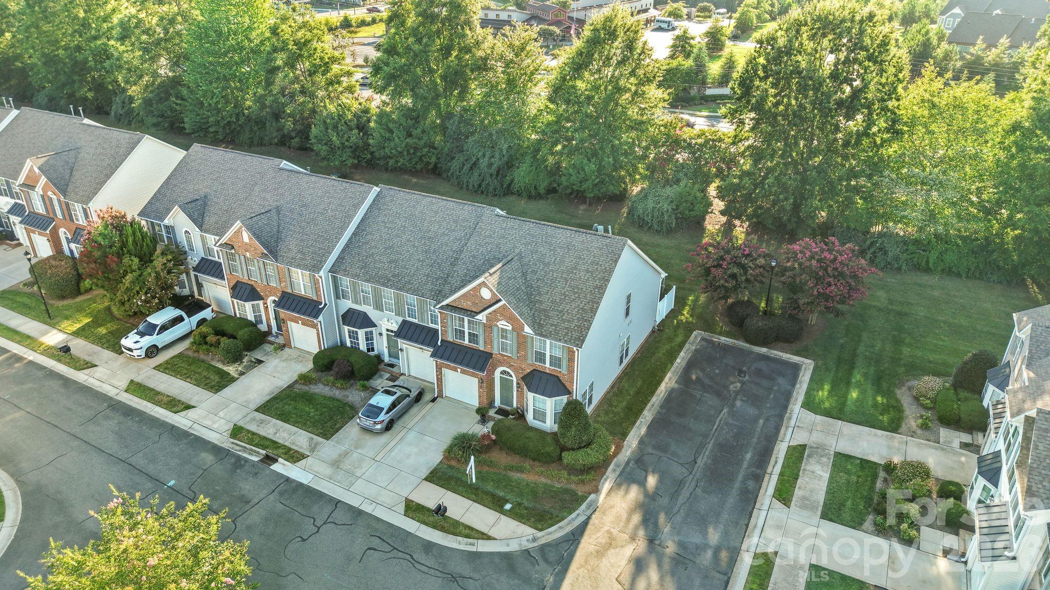 608 Bayou Cir, Clover, SC 29710