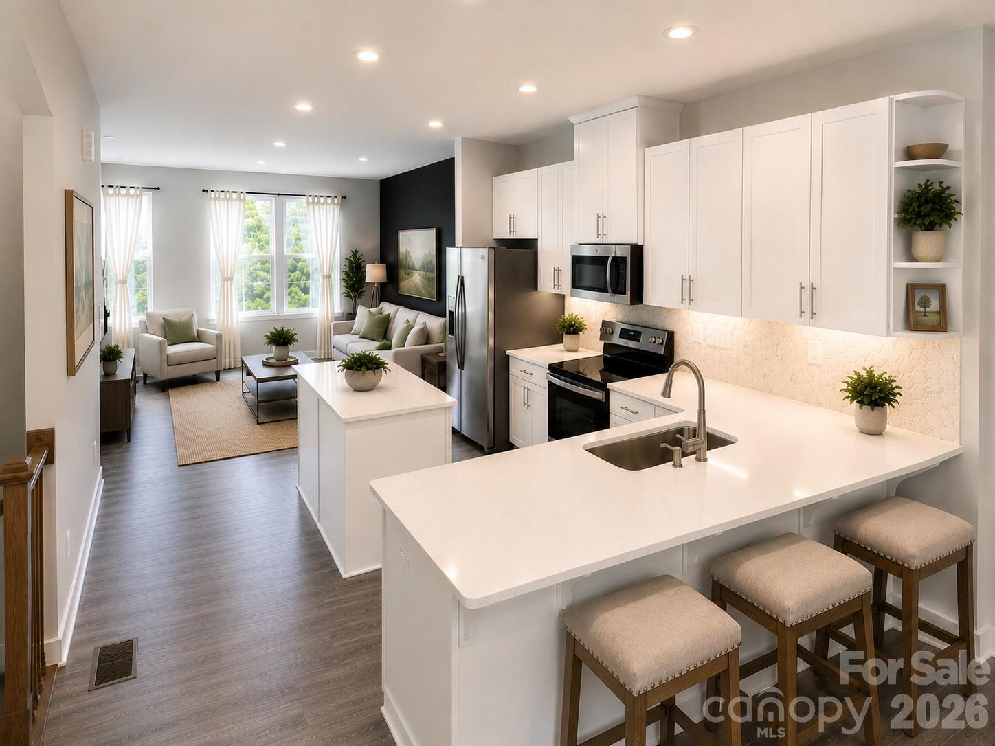 658 Uwharrie River Rd, Charlotte, NC 28211