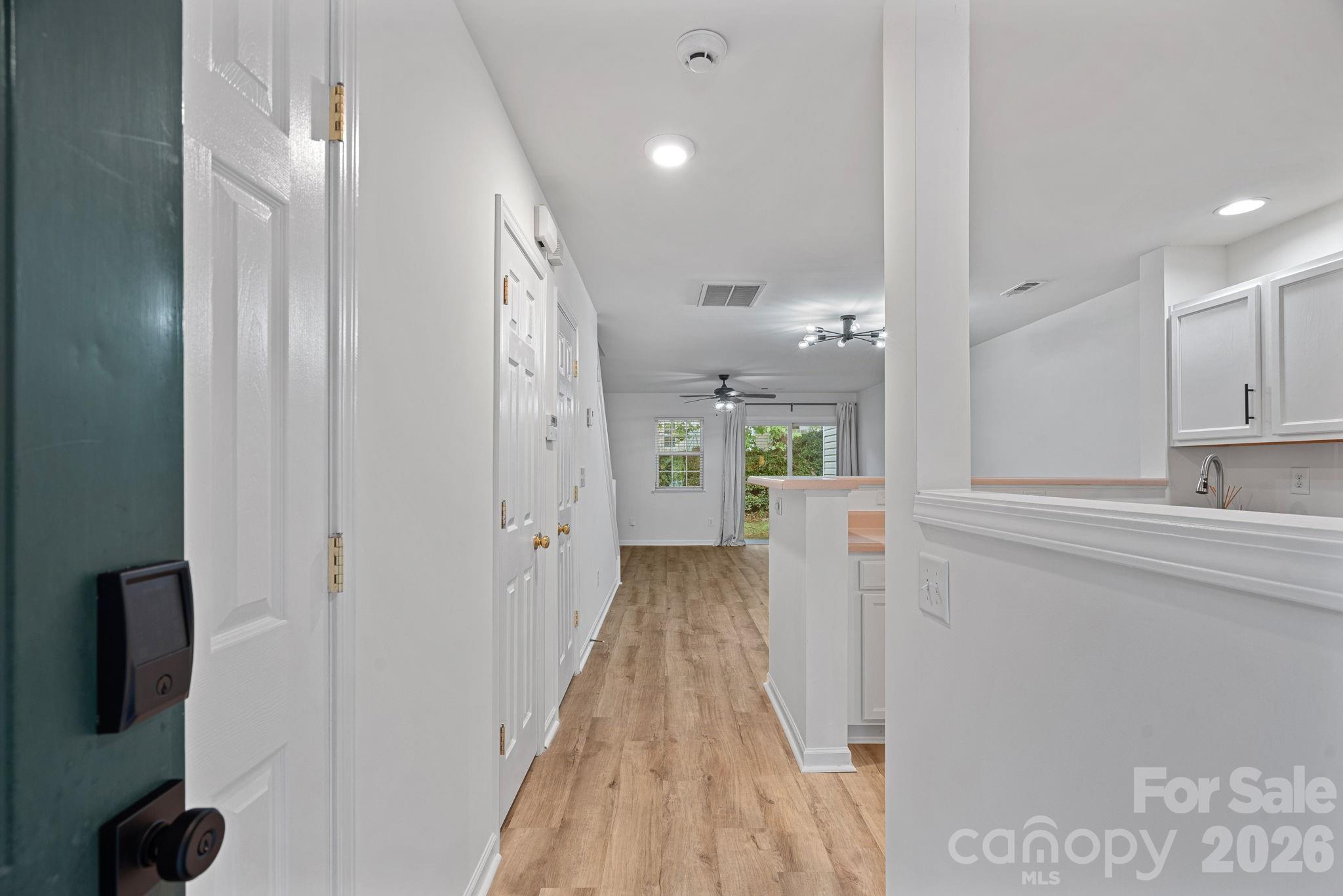 10822 Holly Ridge Blvd, Charlotte, NC 28216