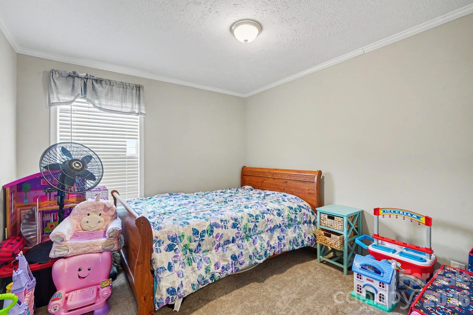 115 Greenmont Dr, Stony Point, NC 28678