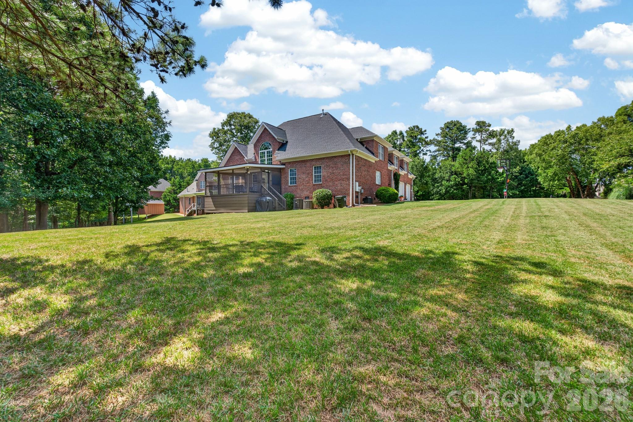 106 Spinnaker Bay Ln #59, Lake Wylie, SC 29710