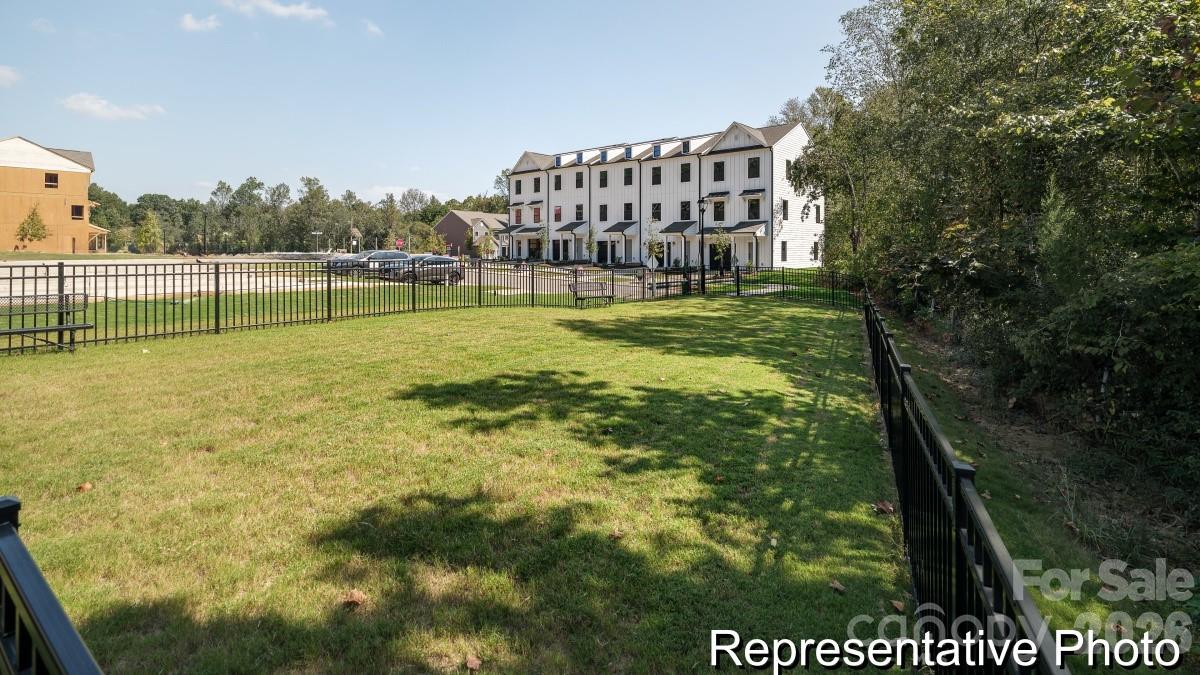 11721 Avocet St #18, Charlotte, NC 28215